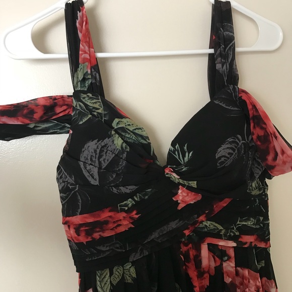 Lulu’s Floral Maxi Dress Medium - Picture 2 of 6